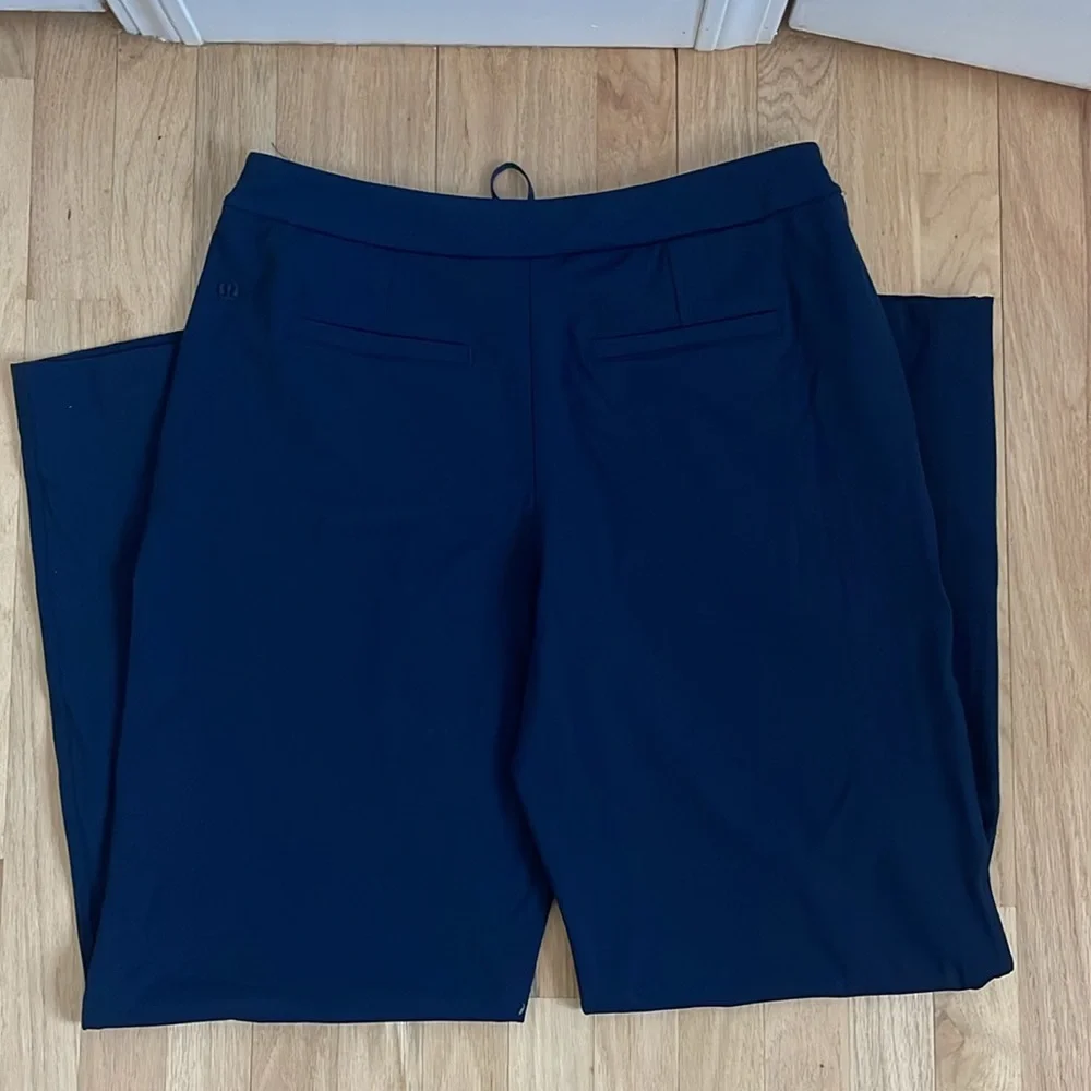 lululemon athletica Straight Leg Pants in Navy